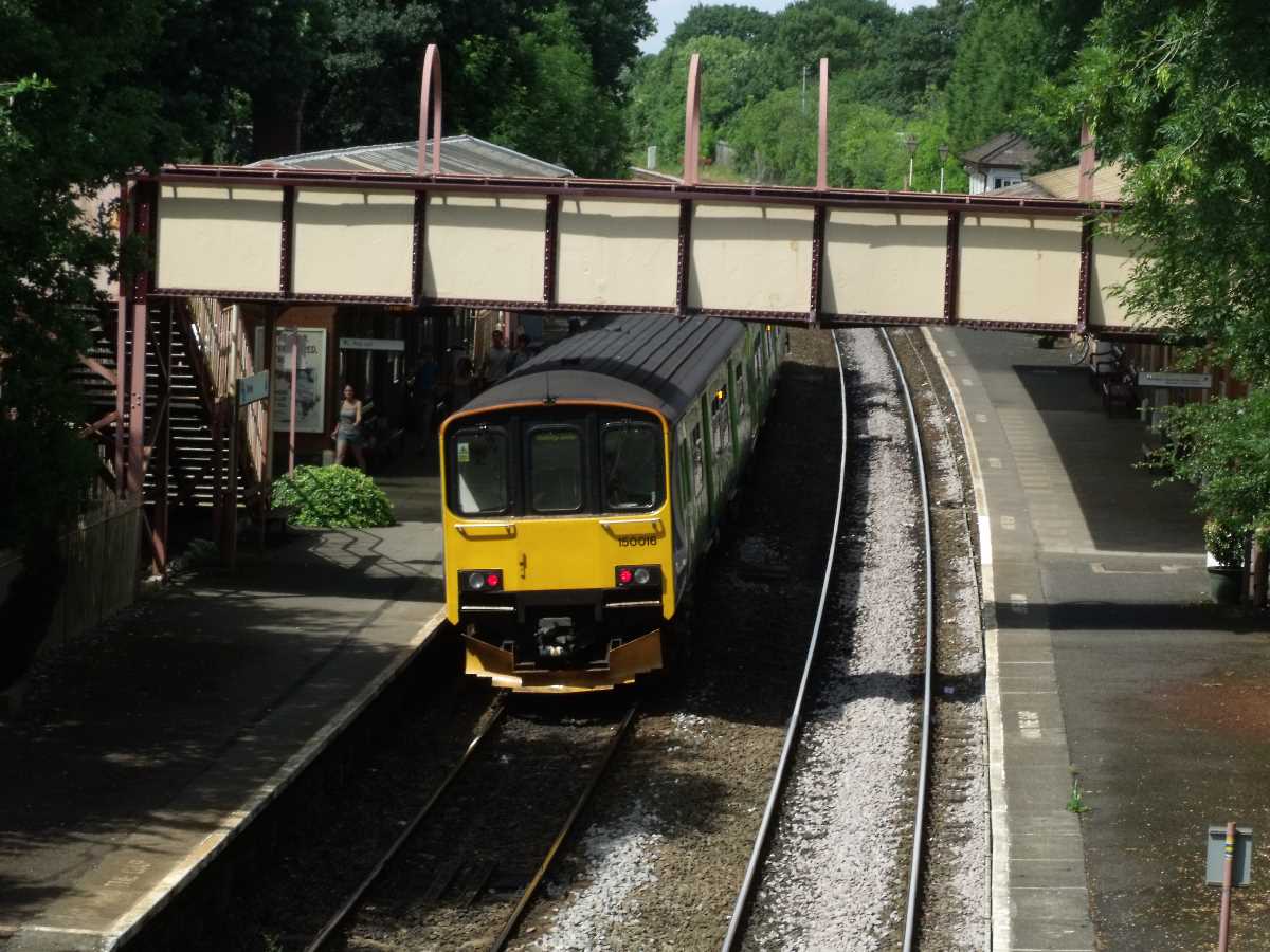 Class 150's: Diesel trains formerly on the Snow Hill lines